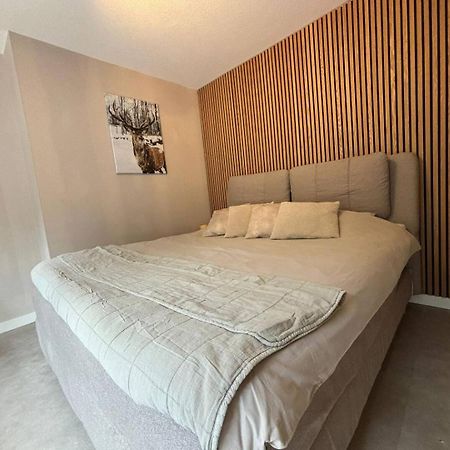 Bed&Breakfast Heerenveen Centrum met Privé Sauna en Jacuzzi Esterno foto